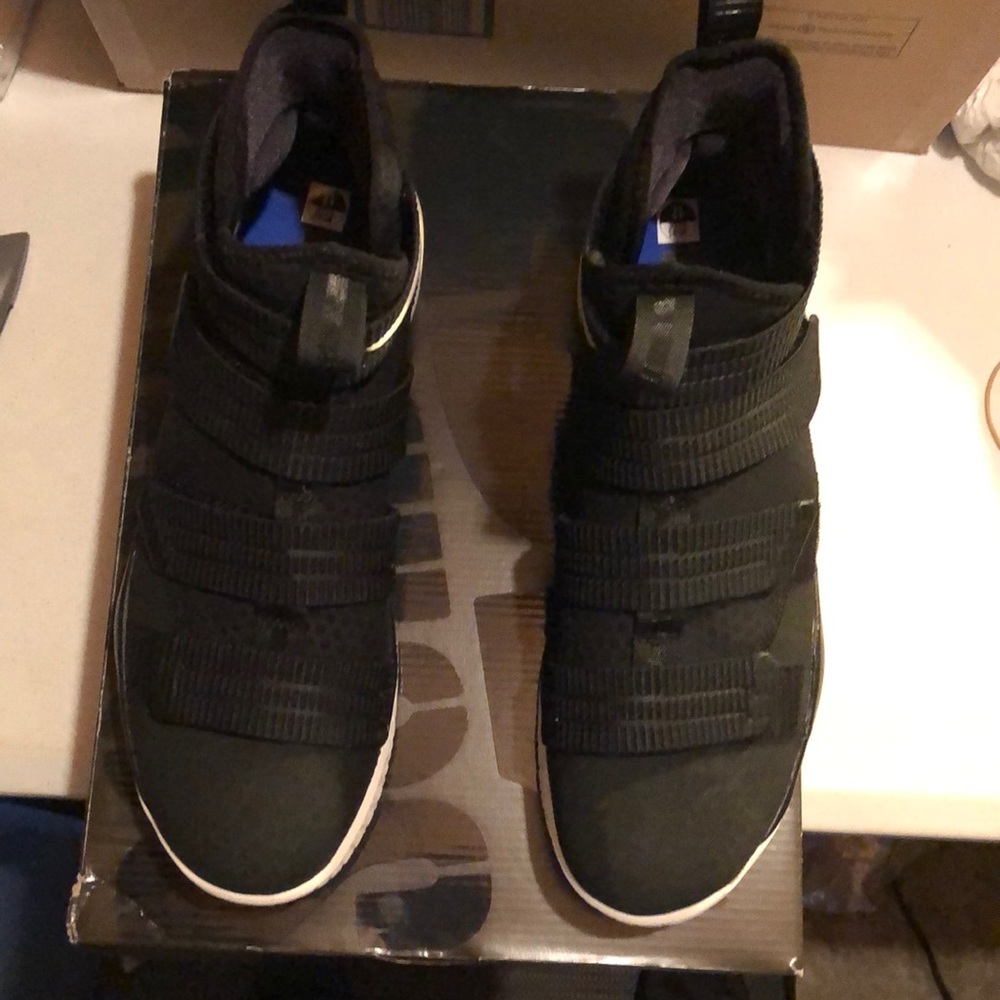 New with original box Lebron James basketball shoe